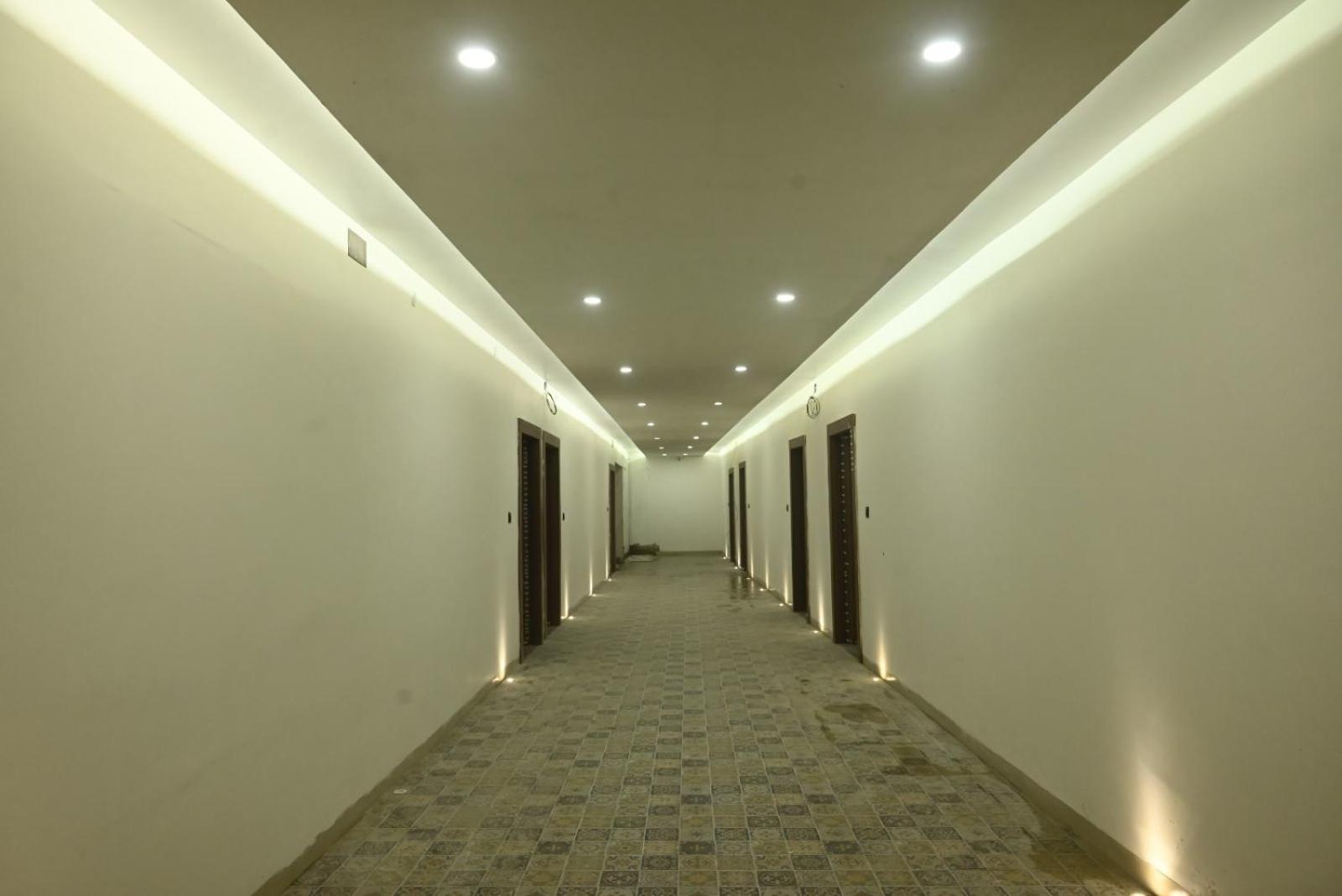 Trisaa Resort & Banquets Jhusi Kültér fotó